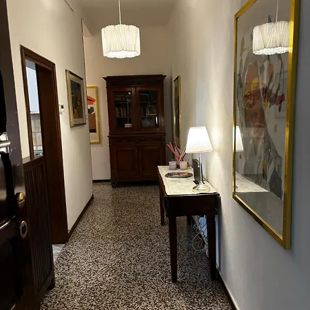 Apartment Demode