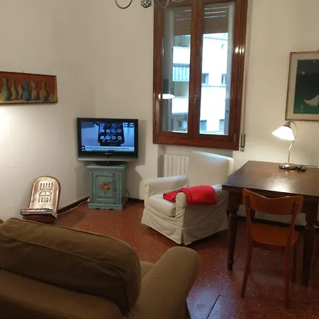 Apartment Demode *